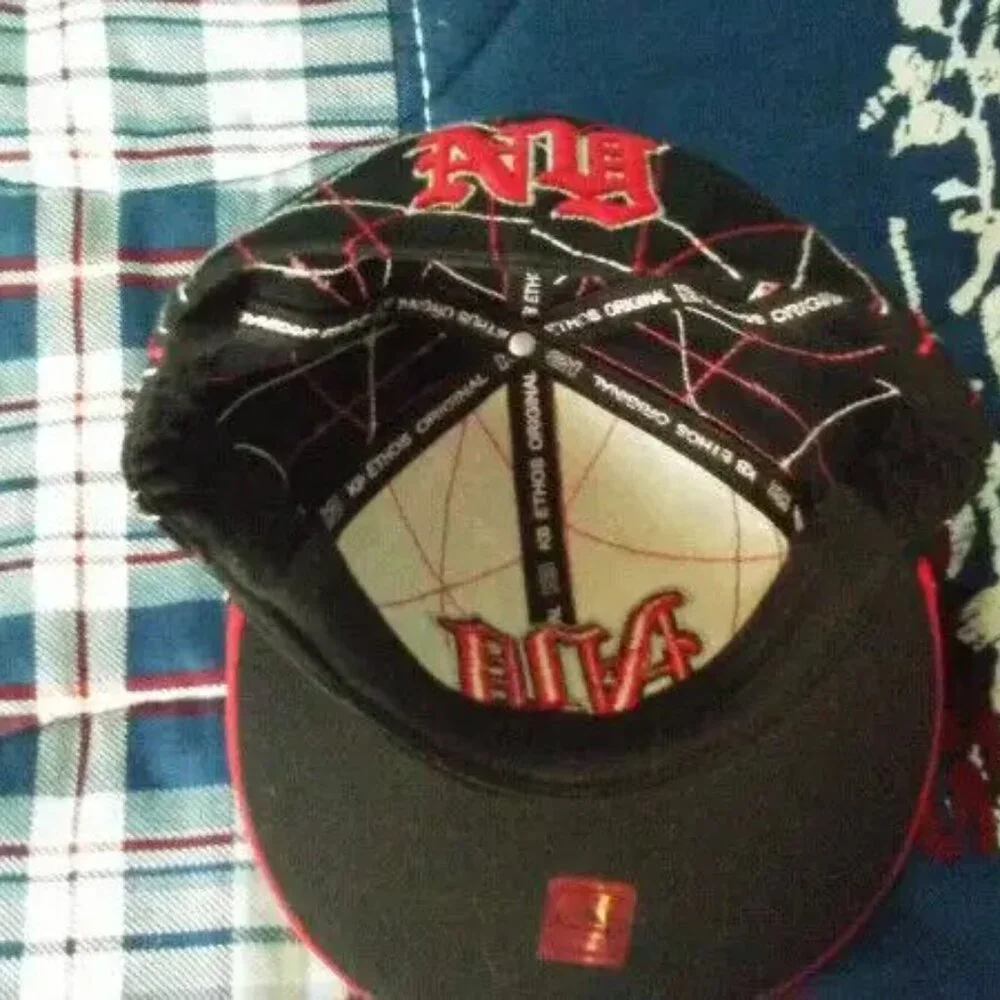 New York Rhinestone hat - Picture 3 of 4